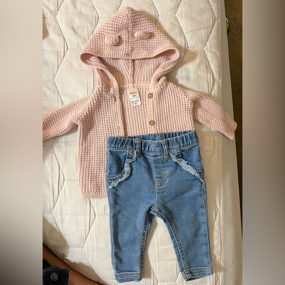 Pink Carters cardigan/pair of floral jeans, 0-3M